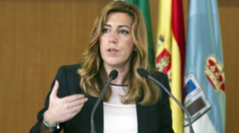 Díaz durante la inauguración del colegio Vicente Aleixandre de La Algaba./ EFE