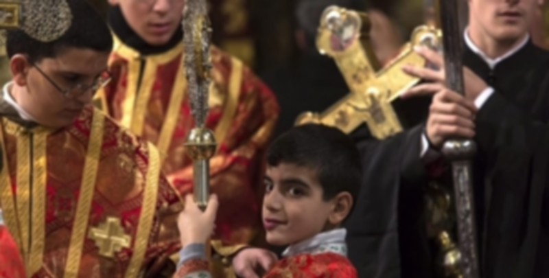 Diócesis españolas no ven ningún “problema” en tener monaguillas 1 La mayoría de sedes de la Iglesia Católica en España ven con buenos ojos la presencia de monaguillas. / EFE