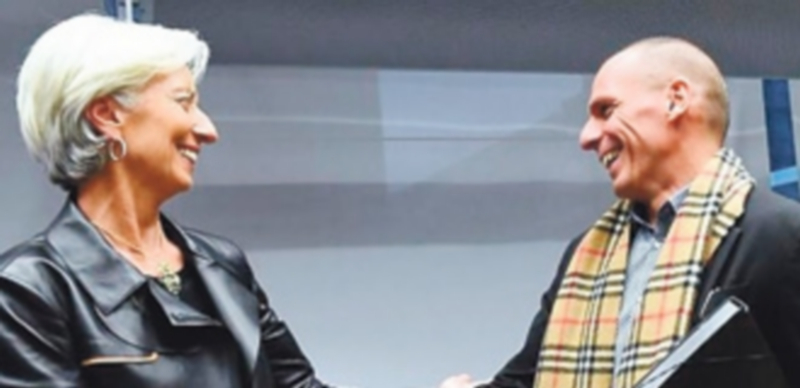 El ministro griego de economía Yanis Varoufakis y la directora del Fondo Monetario Internacional