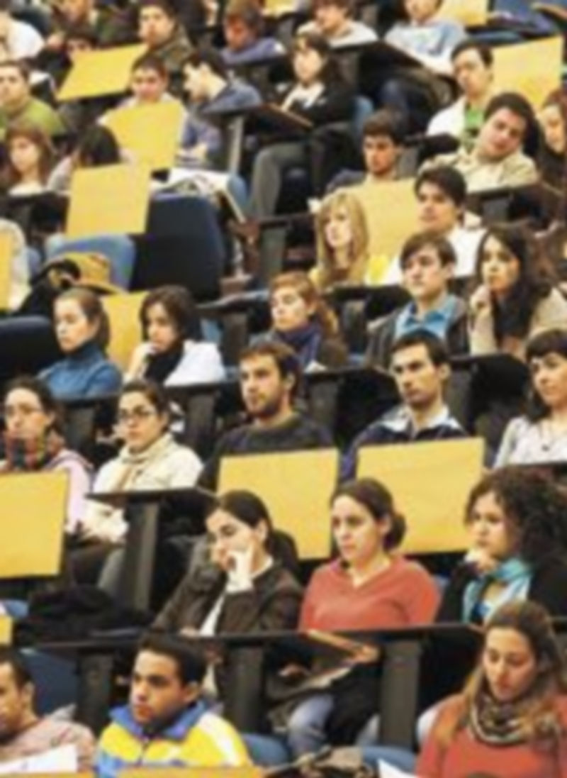 El Gobierno pide a cada autonomía que analice la eficiencia de su sistema. / A. R.