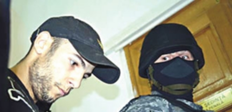 El joven será juzgado por su posible implicación en las muertes de Marina Okarynska y Laura del Hoyo. /EFE