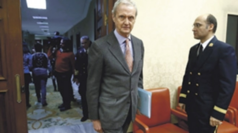 El ministro de Defensa