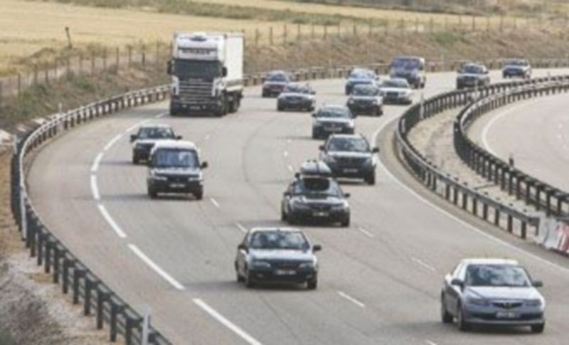 Aunque estén obligados a llevar la letra ‘L’ sobre fondo verde