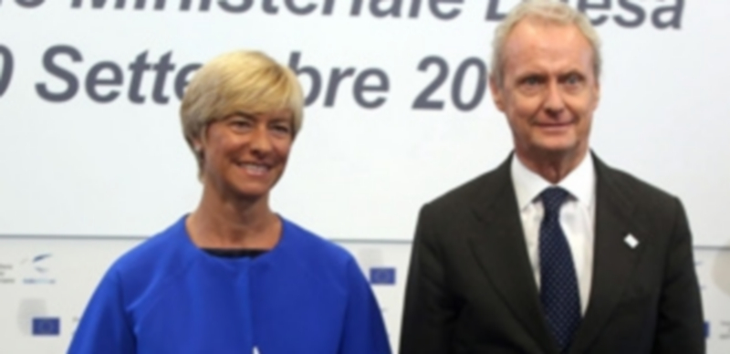 La ministra italiana de Defensa