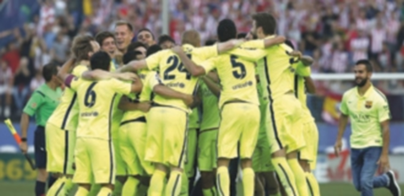 Los jugadores del FC Barcelona celebran el título de Liga