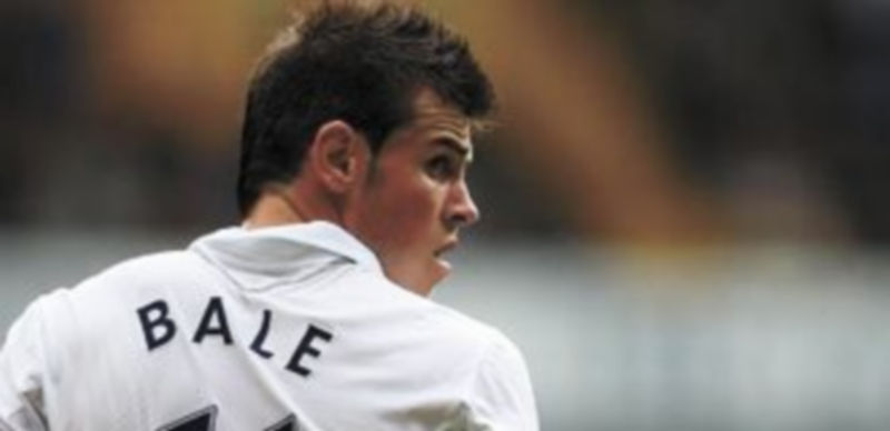 El futbolista está a la espera de que el presidente del club londinense acepte la oferta del Real Madrid. / Reuters