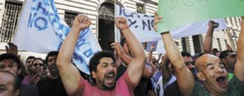 Los chatarreros de Madrid se muestran contrarios a la nueva Ley de Residuos. / EFE