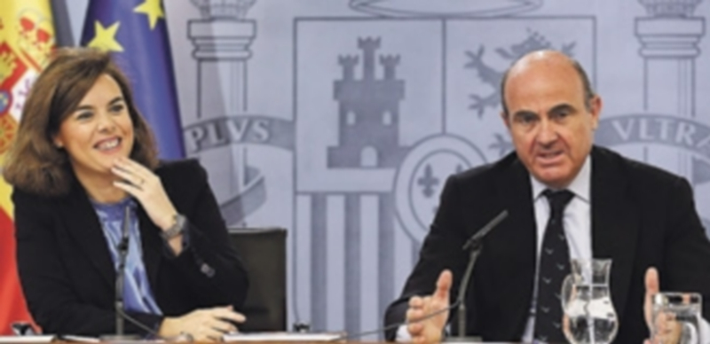 El Gobierno crea un fondo que limitará los rescates bancarios con dinero público 1 La vicepresidenta del Gobierno