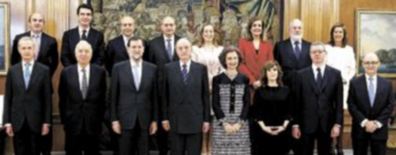 Foto de familia del nuevo Gobierno