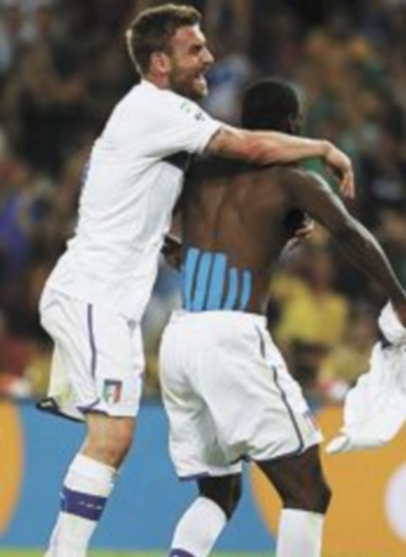 Balotelli (i) resultó decisivo.