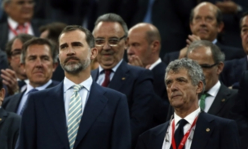 El rey Felipe VI junto al presidente de la RFEF