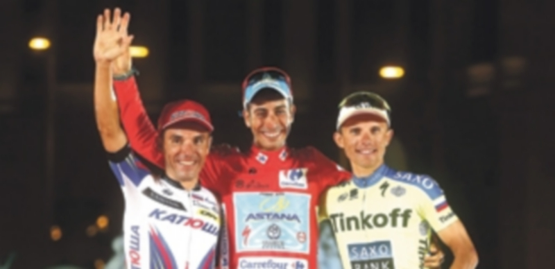 ‘Purito’ Rodríguez y Rafal Majka subieron al cajón dispuesto en la madrileña plaza de Cibeles como colofón a la 70 edición de la Vuelta/EFE