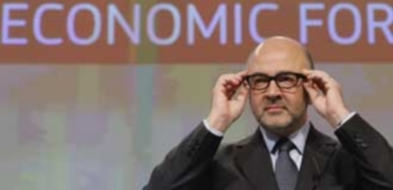 Bruselas empeora sus previsiones del déficit español de 2015 y 2016 1 El comisario europeo de Asuntos Económicos y Financieros