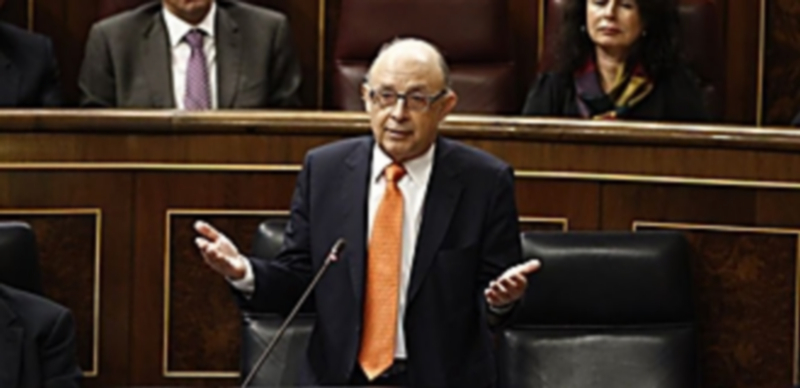 El ministro de Economía volvió a cargar contra el gobierno heleno de Alexis Tsipras por haber insinuado que España “aspira a derrocarlo”. / Efe