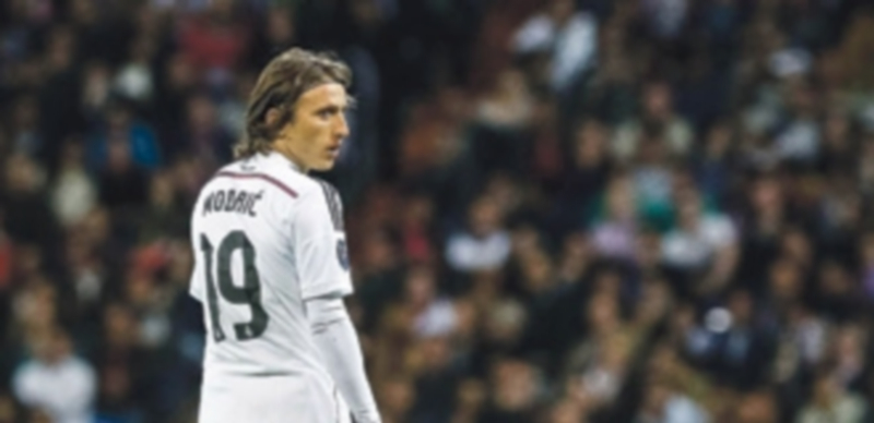 A cuartos con muchas dudas 1 Luka Modric volvió a los terrenos de juego tras su lesión y su entrada se notó de forma positiva en el equipo blanco. / EFE