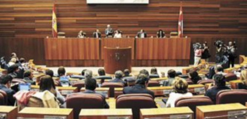 Imagen de un pleno de las Cortes celebrado el pasado octubre. / Ical