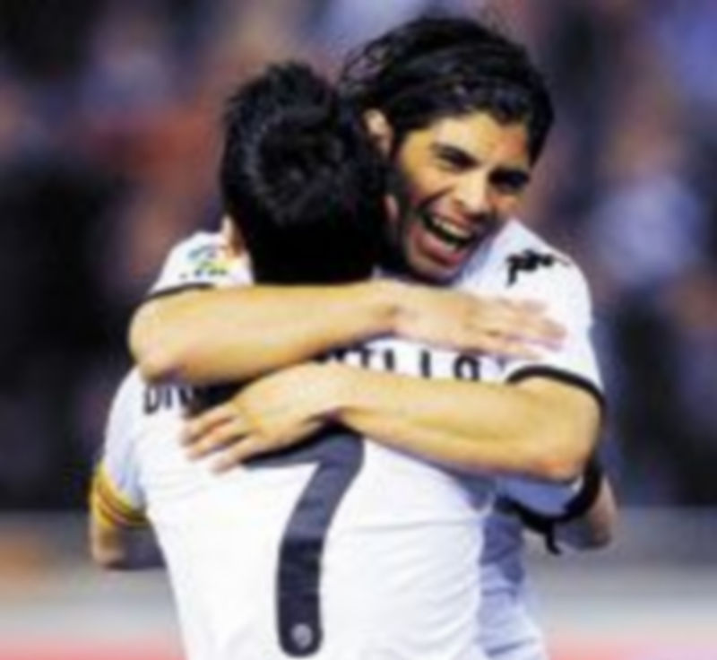 Tanto Villa como Banega marcaron frente al Villarreal. /EFE