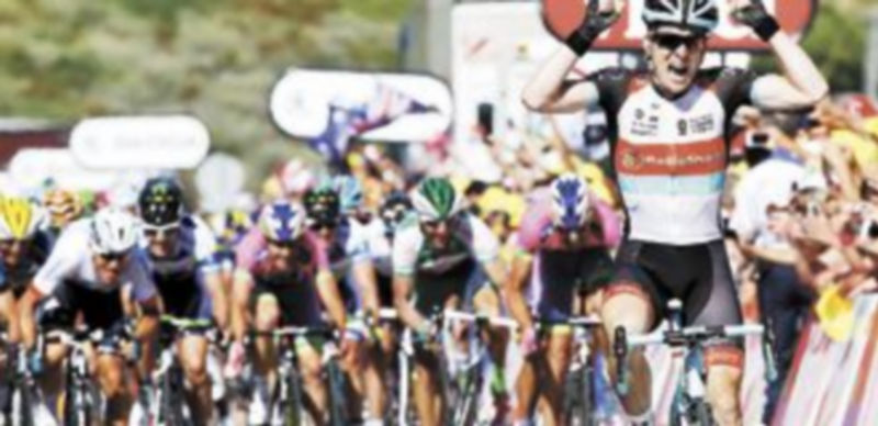 El corredor del equipo Radioshack aguantó la velocidad del pelotón para conseguir una victoria de mucho prestigio. / Reuters