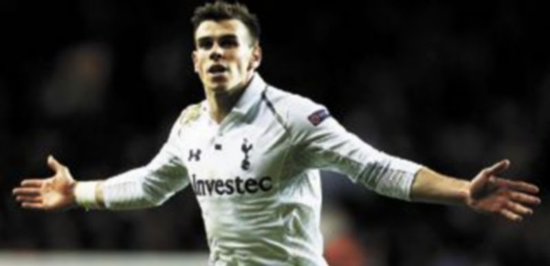 El centrocampista galés Gareth Bale celebra un gol del Tottenham. / Reuters