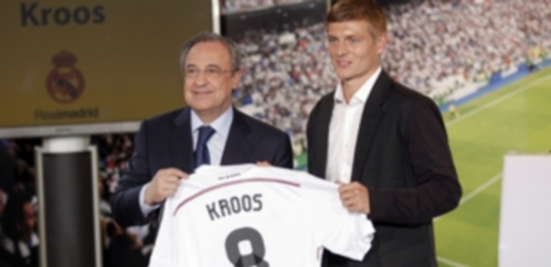 Toni Kroos en el palco de honor del Bernabéu.
