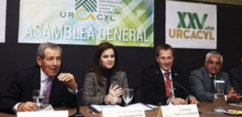 Silvia Clemente junto al presidente de Urcacyl