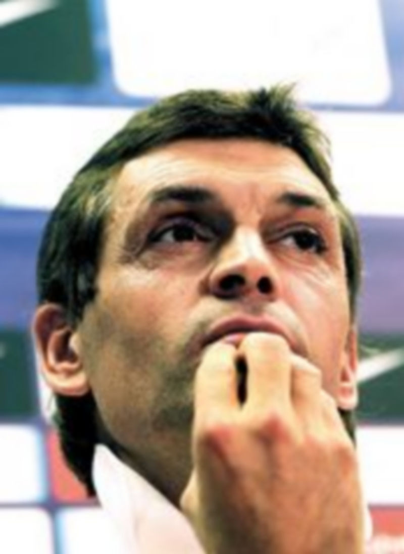 Vilanova pidió un central para completar la plantilla. / A. García (EFE)