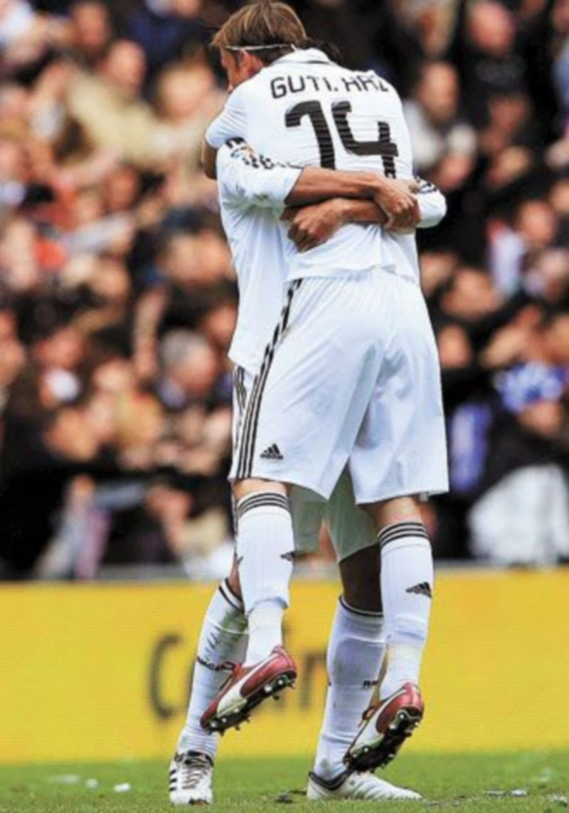 El segundo capitán será titular ante las ausencias de Diarra y Sneijder. / EFE