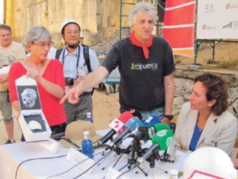 Atapuerca contará en unos años con un nuevo gran yacimiento 1 Uno de los coordinadores de Atapuerca