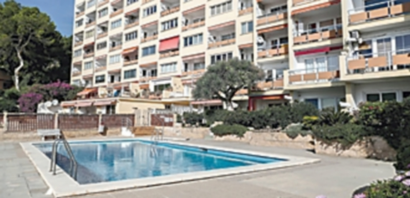 Edificio de la Calle Bella Vista de la Costa de la Calma en Calviá