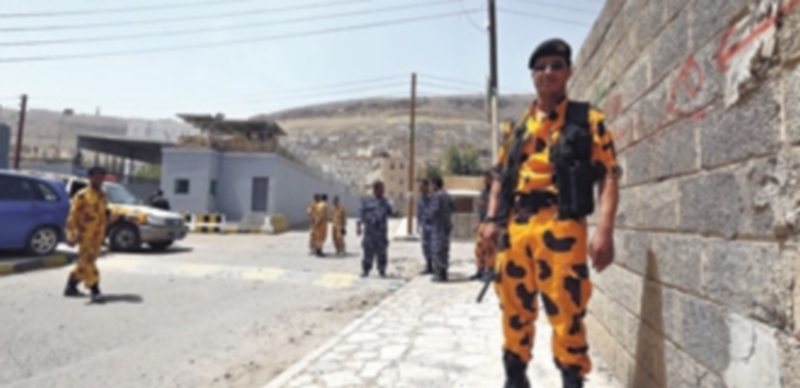 Los rebeldes huthis reclaman una mayor autonomía para el norte de Yemen y han puesto en jaque al Gobierno. / Efe