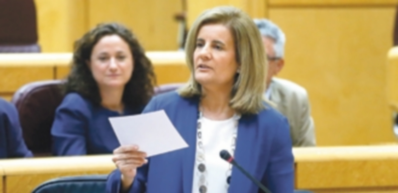 La ministra de Empleo y Seguridad Social