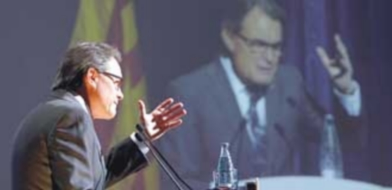 Hacienda paga el FLA de noviembre a Cataluña tras cumplir condiciones 1 El presidente en funciones de la Generalitat