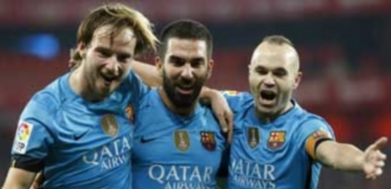 El Barça, favorito pero resfriado 1 Arda Turan (centro) e Iniesta (derecha)