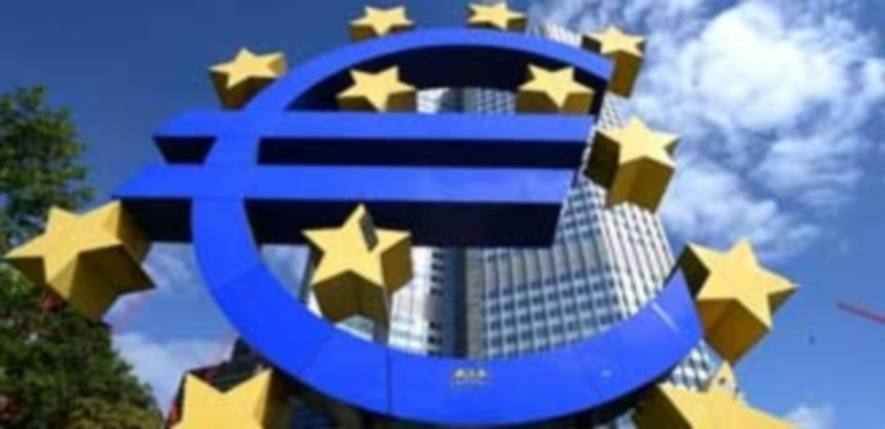 El Ejecutivo comunitario ya advirtió en otoño que España debería revisar los Presupuestos Generales de este año. / Efe