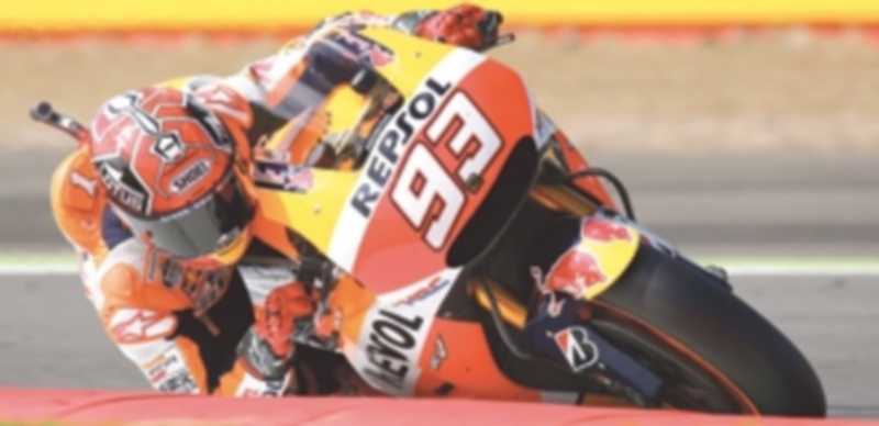 Marc Márquez partirá desde el primer puesto de la parrilla en Silverstone e intentará mantener su progreso en carrera. / EFE
