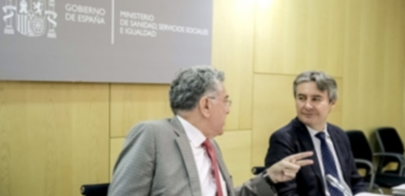 Sanidad propone atender a los ‘sin papeles’ que lleven más de 6 meses empadronados 1 Agustín Rivero (i) Rubén Moreno (d)