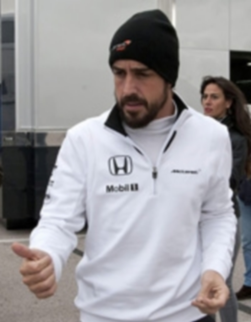 El piloto español del equipo McLaren Honda