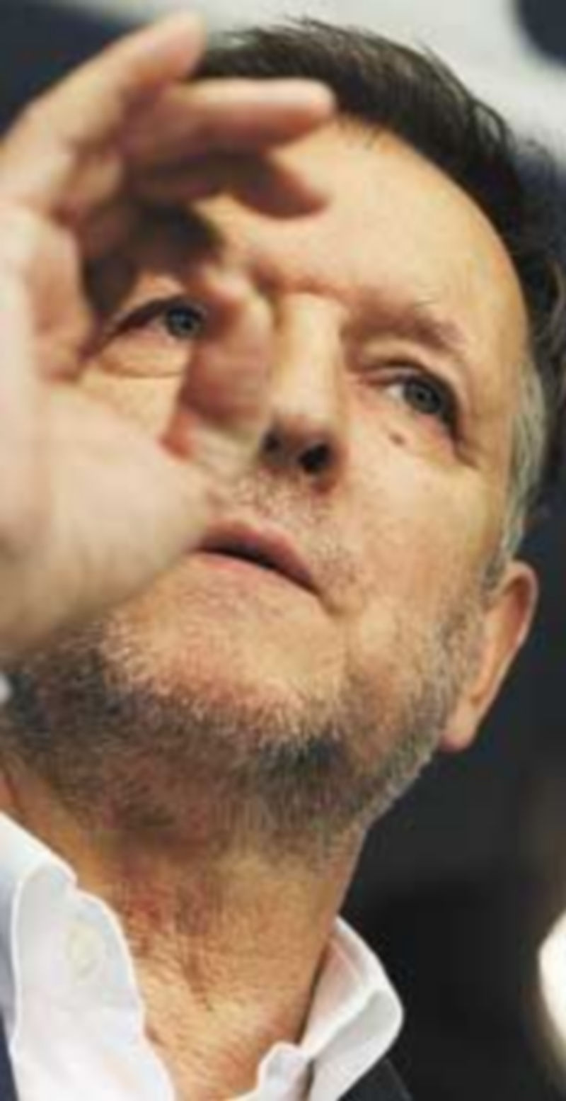 Marcelino Iglesias alabó al ex presidente del Gobierno Felipe González. / Efe.