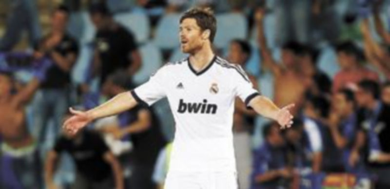 El mediocentro tolosarra subrayó ayer que la relación entre Casillas y Mourinho es de «respeto y cordialidad». / Reuters