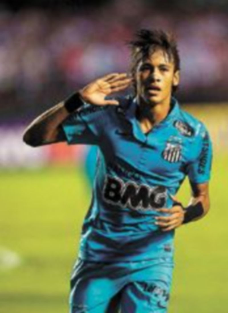 El atacante tiene contrato en vigor hasta 2014. / Reuters