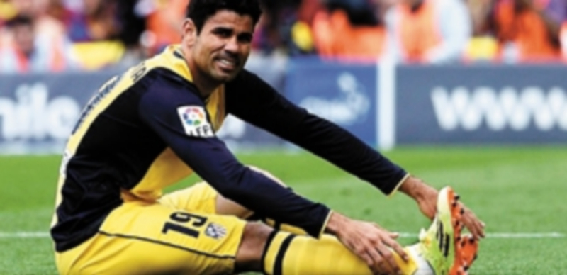 El atacante hispano-brasileño se tuvo que retirar en el encuentro del pasado sábado contra el Barcelona. / Efe