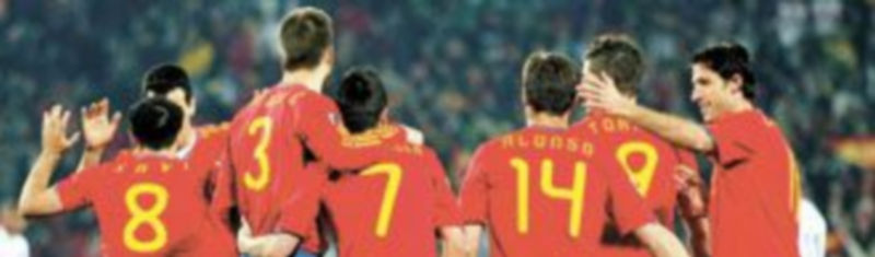 Los jugadores españoles se quitaron un peso de encima con los tantos del ‘Guaje’. / Efe