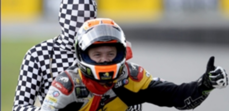 Rabat celebró de esta manera su victoria en el circuito checo de Brno. / Efe