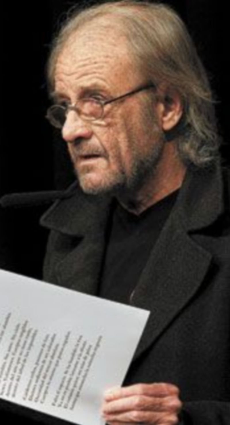 El cantautor Luis Eduardo Aute