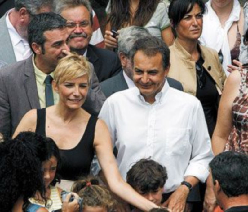 Zapatero y su esposa