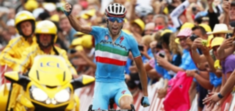 Nibali atacó sin respuesta de los otros favoritos y consiguió la victoria. / EFE