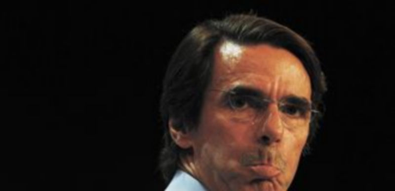 El que fuera jefe del Ejecutivo central entre 1996 y 2004 obtuvo el apoyo pleno de sus compañeros de partido. / Jon Nazca (Reuters)