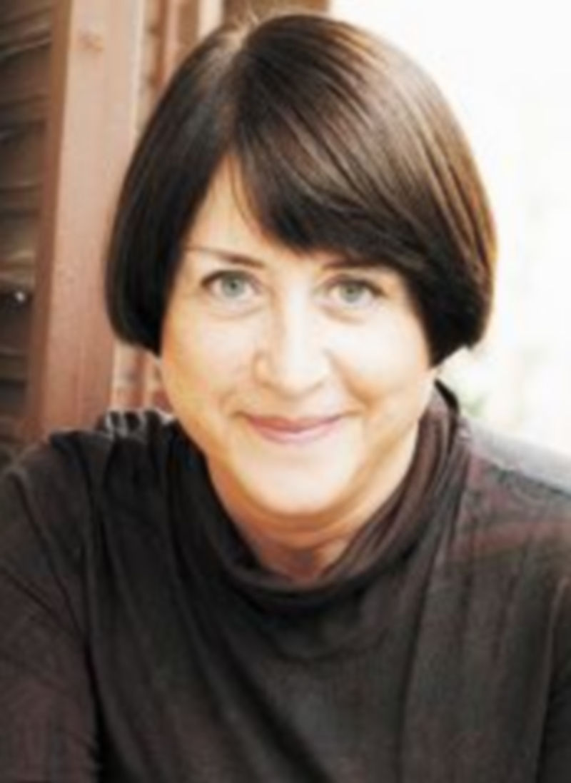 La escritora barcelonesa consigue con éxito tratar temas ‘complicados’ para adolescentes.