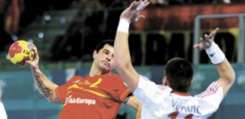 Alberto Entrerríos volverá a ser uno de los baluartes del equipo nacional ante Serbia. / AFP