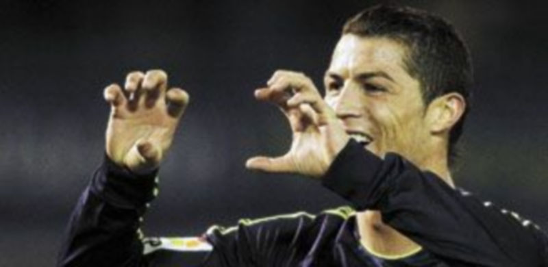 El luso dio el triunfo a los suyos en Balaídos y